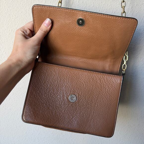 Tory Burch All-T Leather Crossbody Bag - Picture 3 of 10